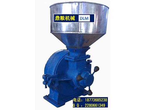 30型磨片式粉碎機(jī)、磨粉機(jī)磨粉機(jī)，磨片式，產(chǎn)量達(dá)1000公斤時,粗細(xì)可調(diào)